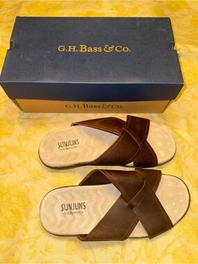 Men’s Brown Sandals size 9
